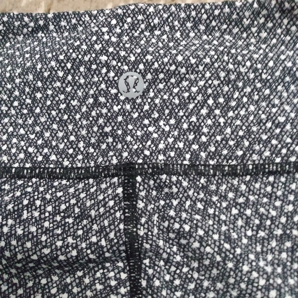 Lululemon Leggings - Picture 3 of 4